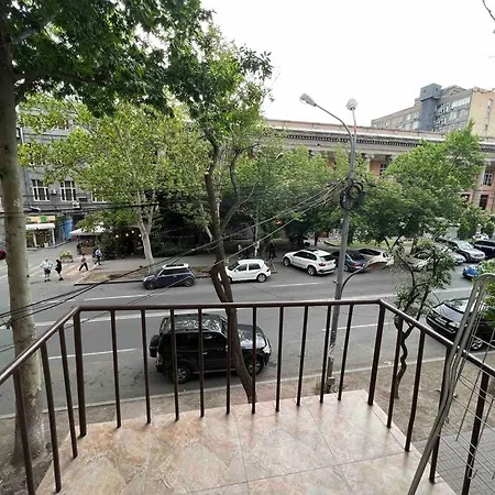 Удобная Квартира В Центре Еревана Exterior photo