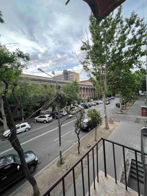 удобная в центре еревана Apartment *